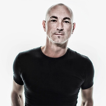 Өмірбаян Robert Miles