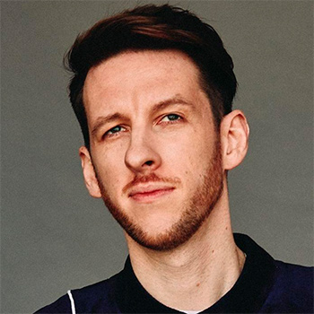 Өмірбаян Sigala