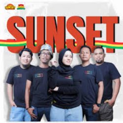 Мұқаба Sunset - Caldaro