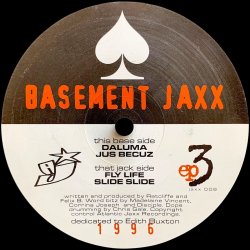 Мұқаба Basement Jaxx - Romeo