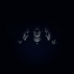 Мұқаба Noisia - Square Feet
