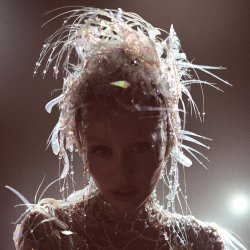 Мұқаба Miley Cyrus - Golden Burning Sun