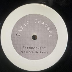 Мұқаба Cyrus - Enforcement
