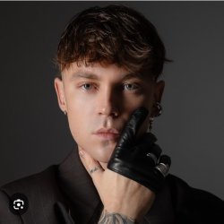 Мұқаба Артем Пивоваров - Хвилини