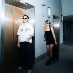 Мұқаба Ely Oaks & LAVINIA - Borderline