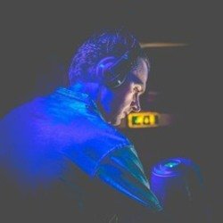 Мұқаба Showtek - Black (The Informer Remix)