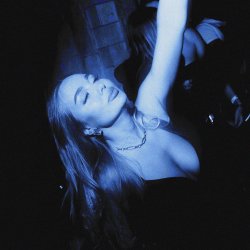 Мұқаба 2MAMBA & RIHANNO - THE CROWN