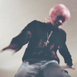 Мұқаба Lily Allen feat. Giggs - Trigger Bang