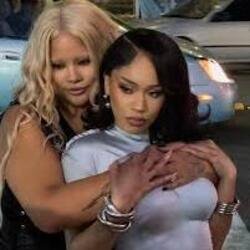 Мұқаба Shygirl & MUN SING feat. Saweetie - Waiting in the Car