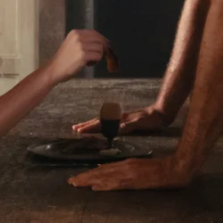 Мұқаба Charli xcx - Chains of Love