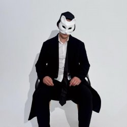Мұқаба 7azilov - Луна