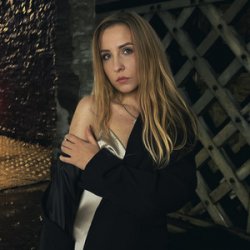 Мұқаба MALENA - Тільки там
