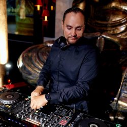 Мұқаба 3NT Vs. DJ Renat - Apple Pie
