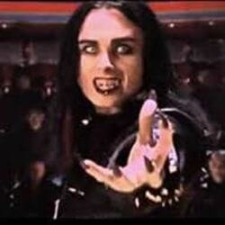 Мұқаба Cradle Of Filth - Born in a Burial Gown