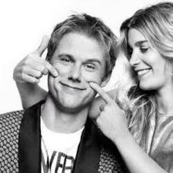 Мұқаба Armin van Buuren feat. Ana Criado - Suddenly Summer (Original Mix)