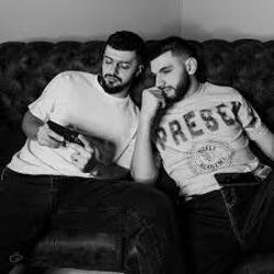 Мұқаба A.V.G, Jakone, Баста - Брат