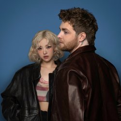 Мұқаба Alex Warren & Rose - On My Mind