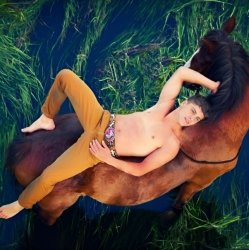 Мұқаба НАШЕСТВИЕ ЛЕГЕНД & Олег Стебловский - Конь (Фолк - рок)