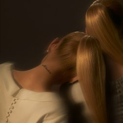 Мұқаба Ariana Grande - Eternal Sunshine