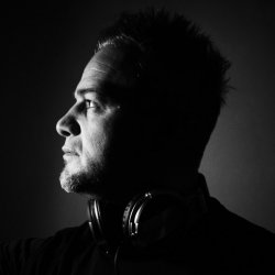 Мұқаба Christian Monique - I Miss You Jei (Original Mix)
