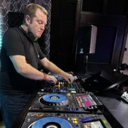 Мұқаба DJ Willbo - The Rocket (Original Mix)