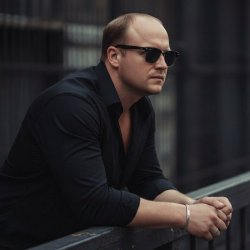 Мұқаба DJ SonniJ - Drifting Slow